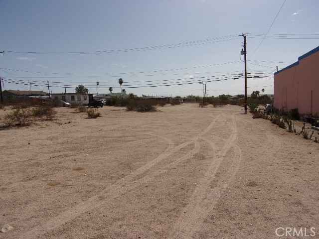 5915 Adobe Rd  