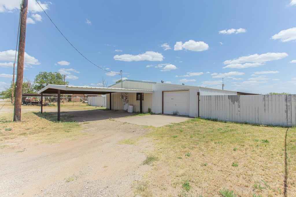 5606 S Service Rd  