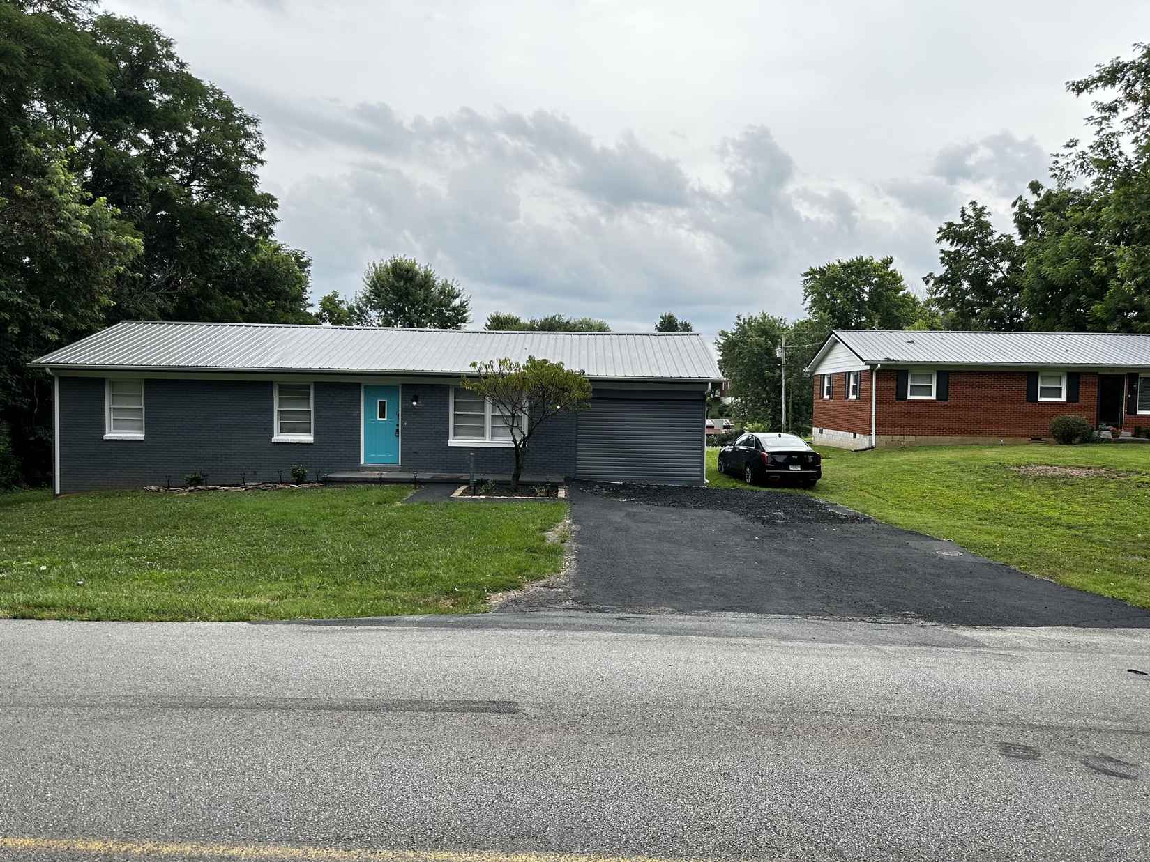 1031 Bourbon Rd  