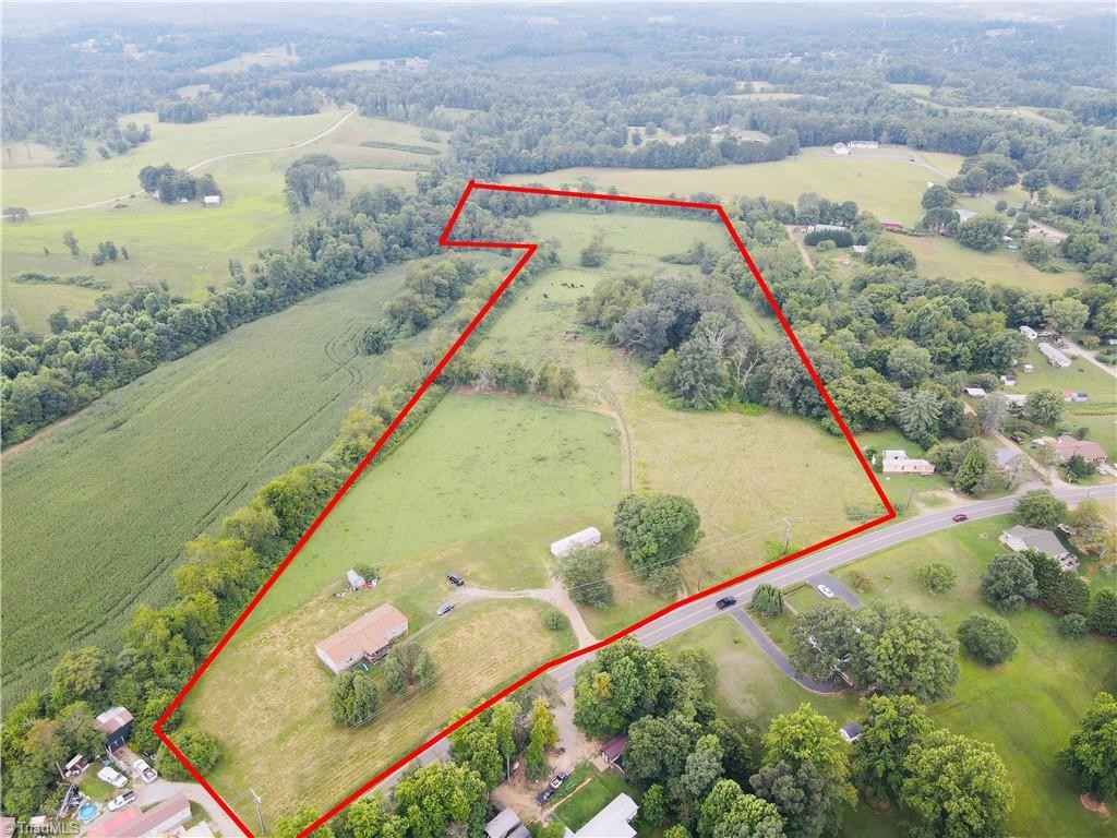 477 Traphill Rd  