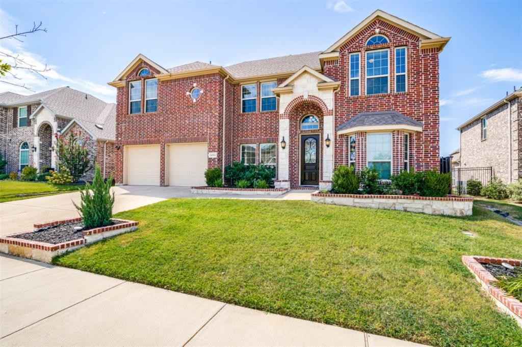 1608 SILVERY CANOE Way  