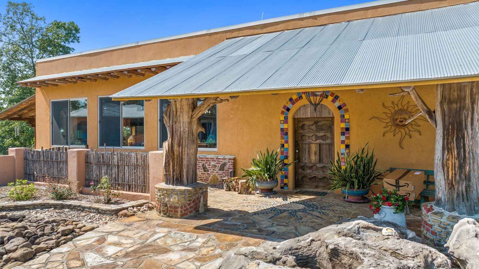 2115 Schnauzer Ln  