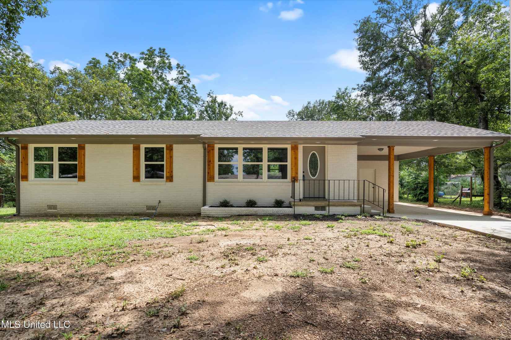 679 Coleman Ave  