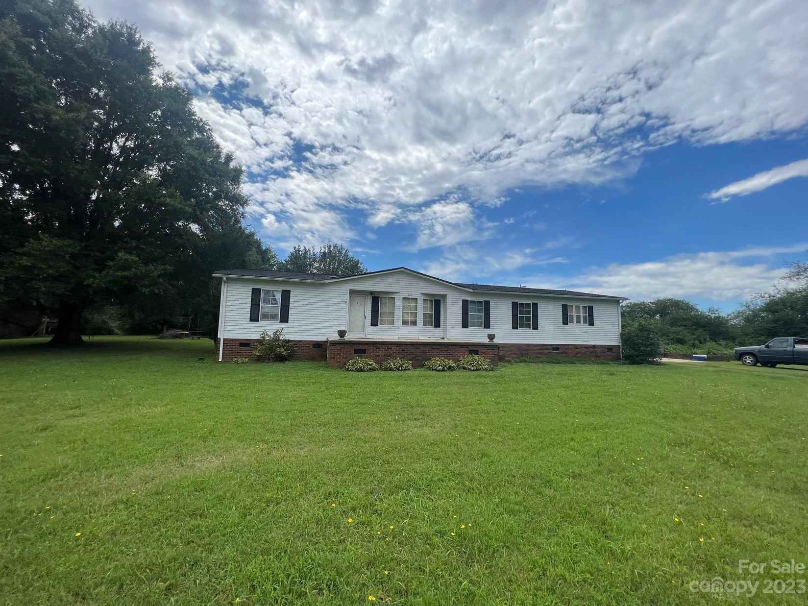 620 Rogers Farm Ln  