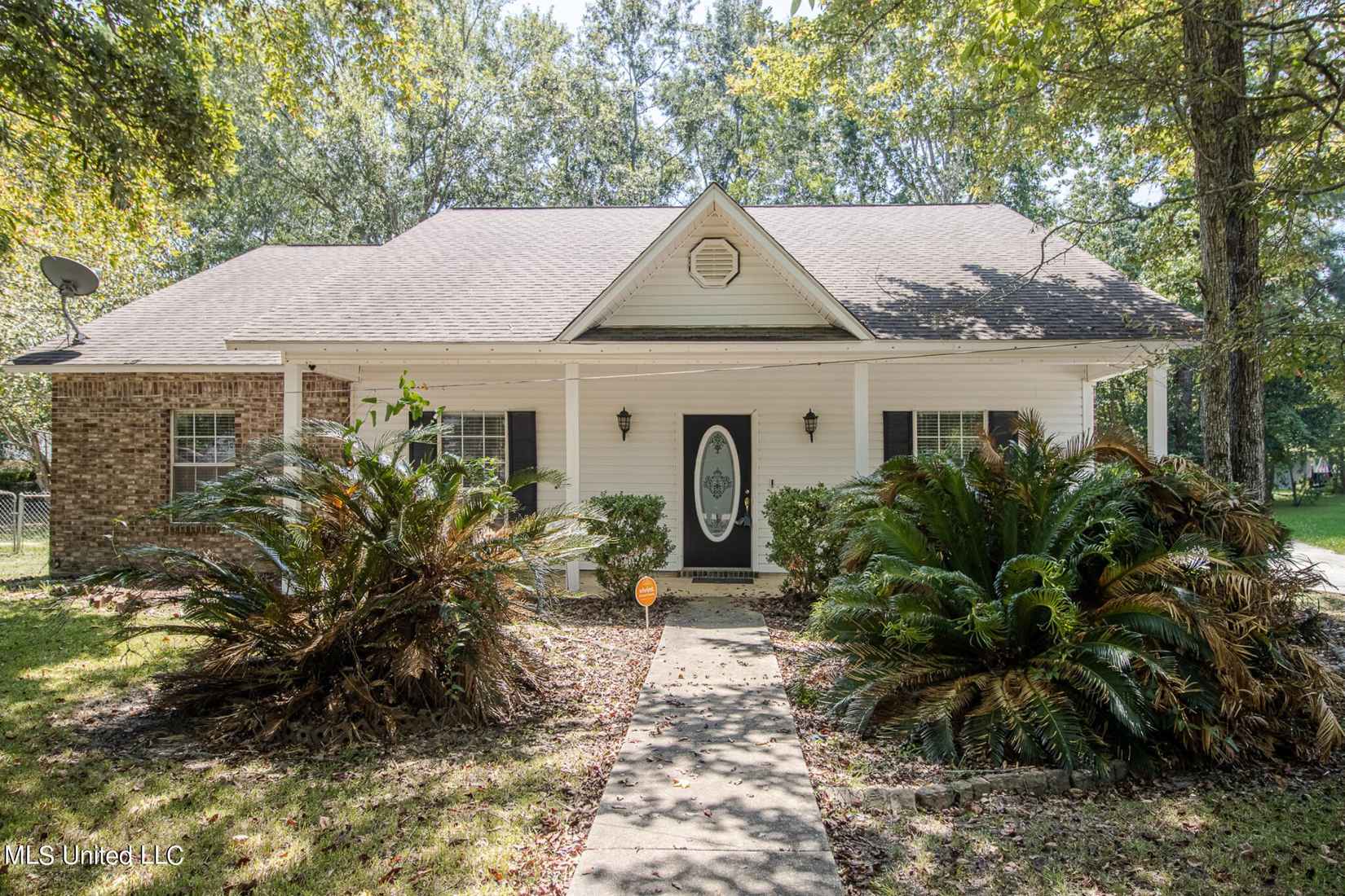 3313 Neptune Dr  