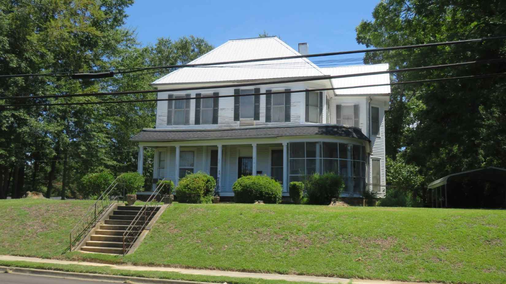 410 North Jackson St  