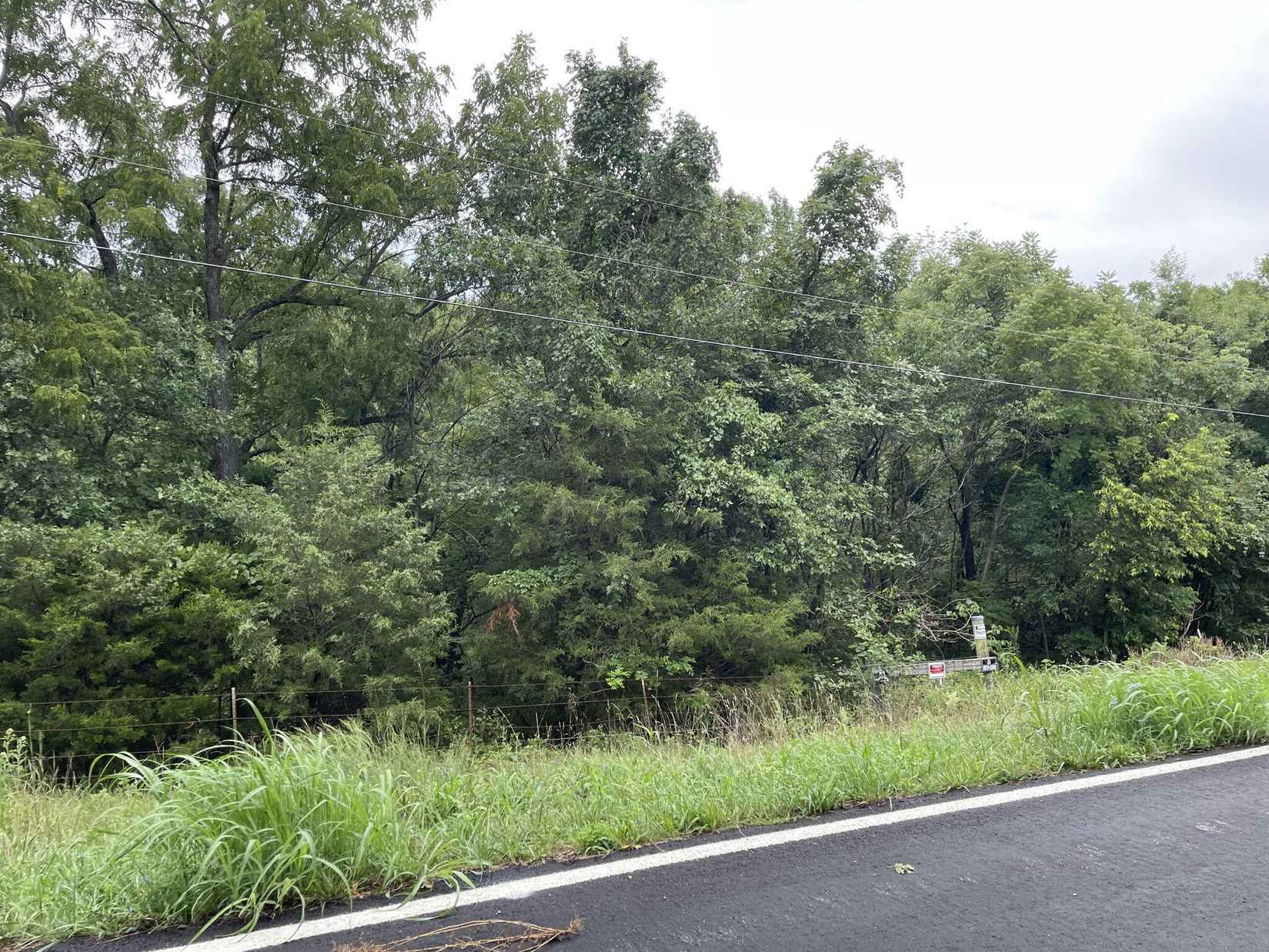 000 North Farm Rd 137  