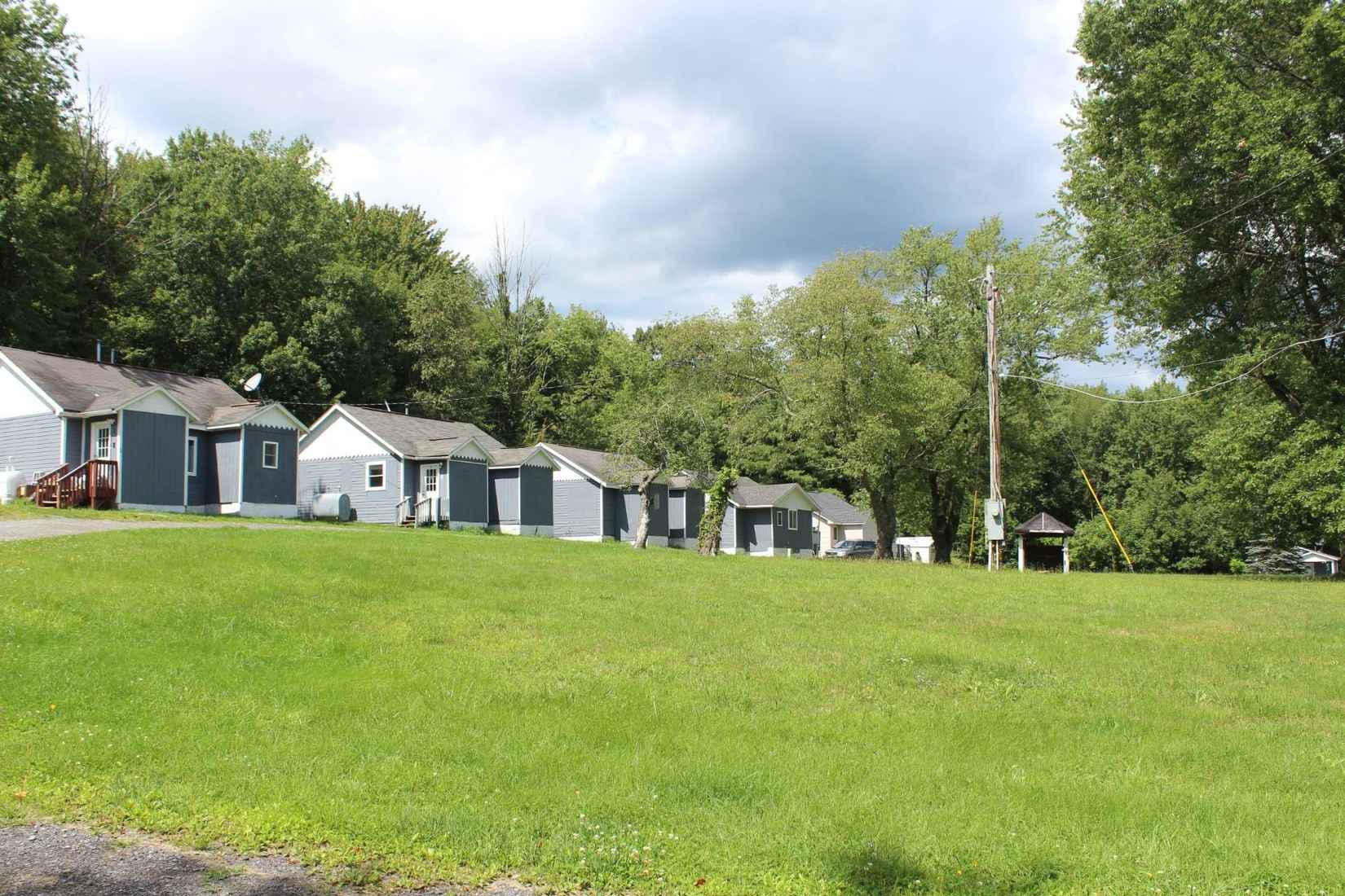 410 BRIGGS HWY  