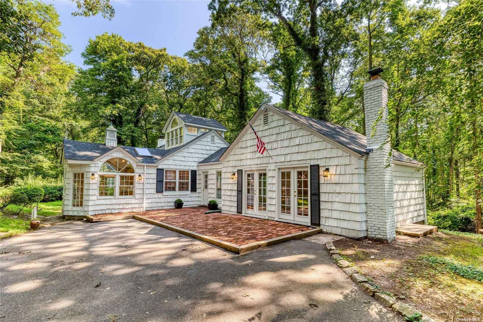 5 Rhododendron Rd  
