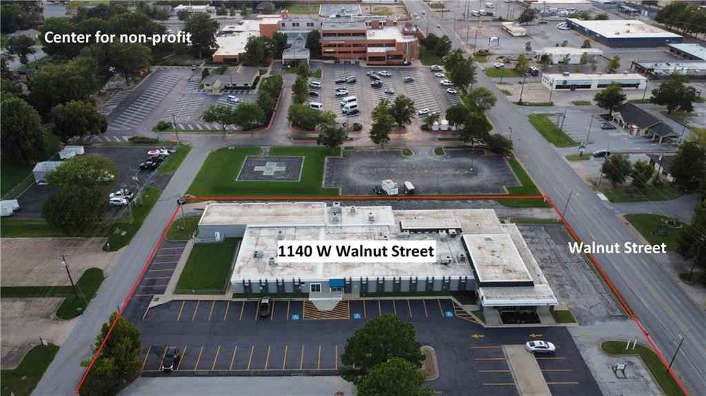 1140 W WALNUT ST  
