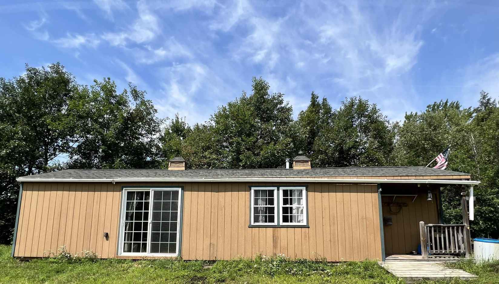 1093 Maple Rdg Rd  