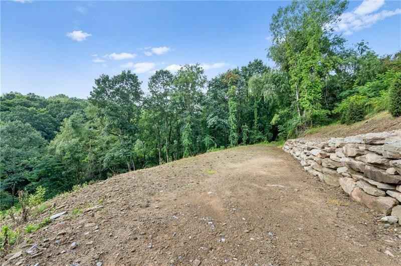 3090 McCully Rd  