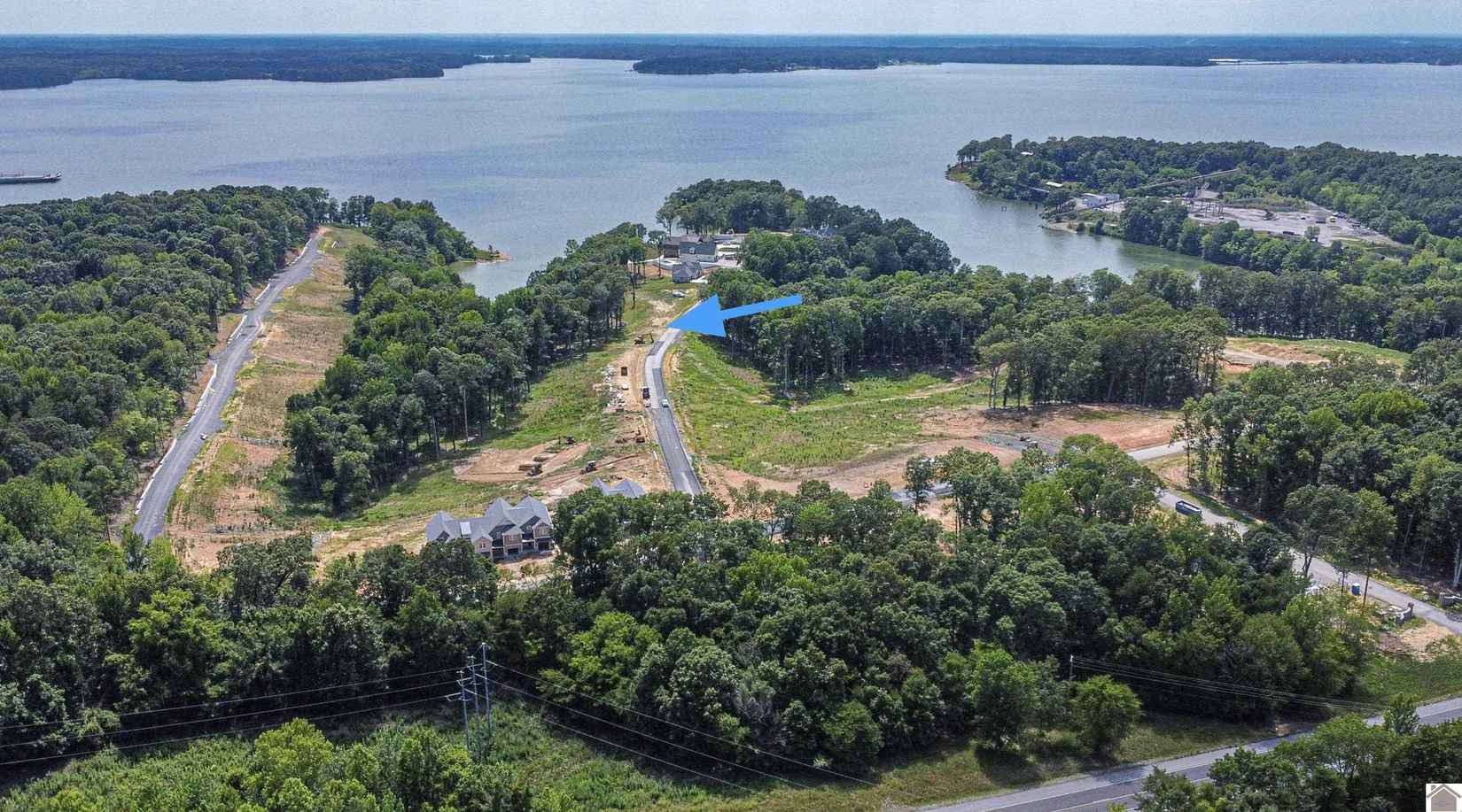 827 Eagle Pt Dr  