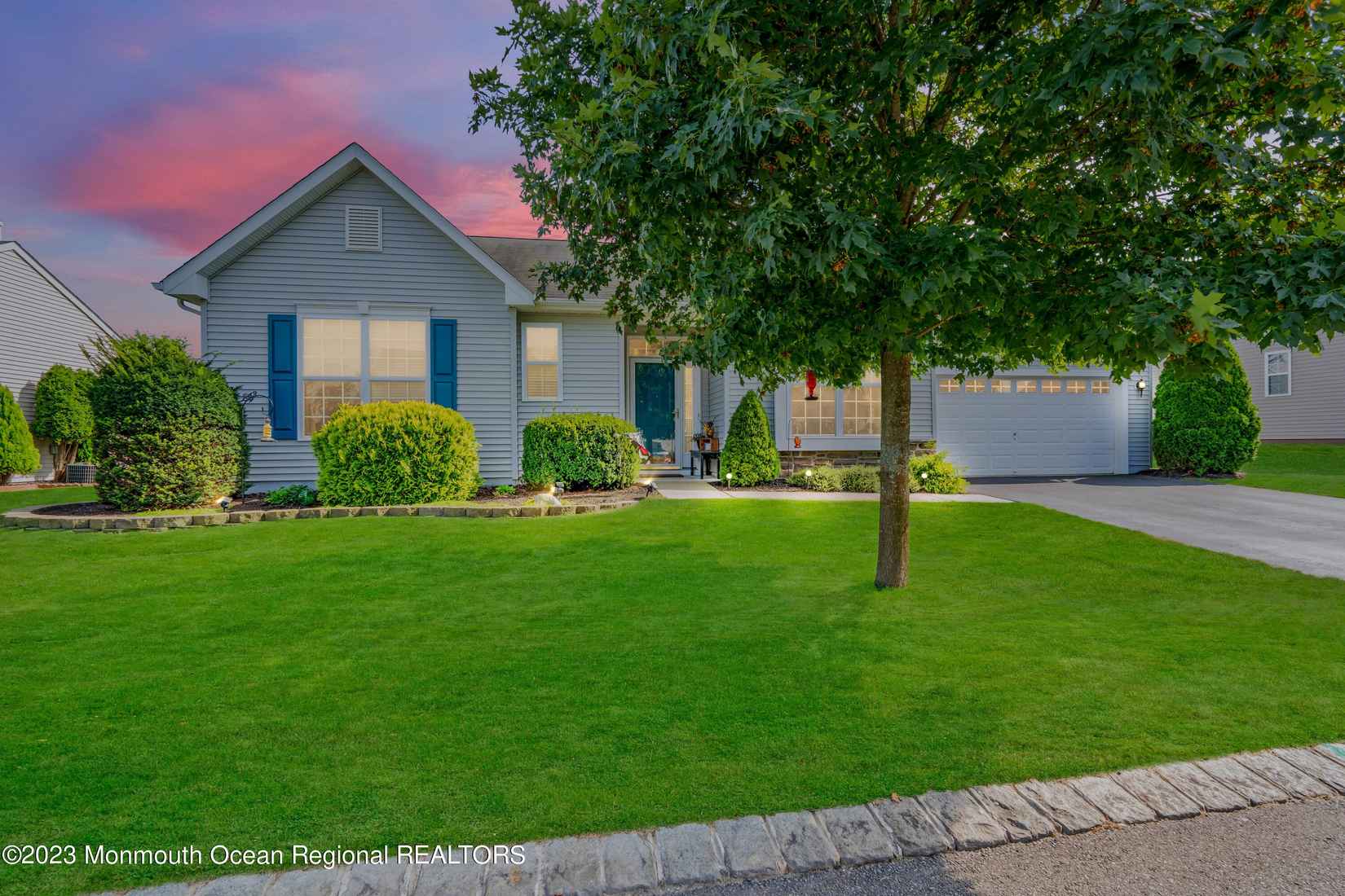 12 SPRINGDALE Rd  
