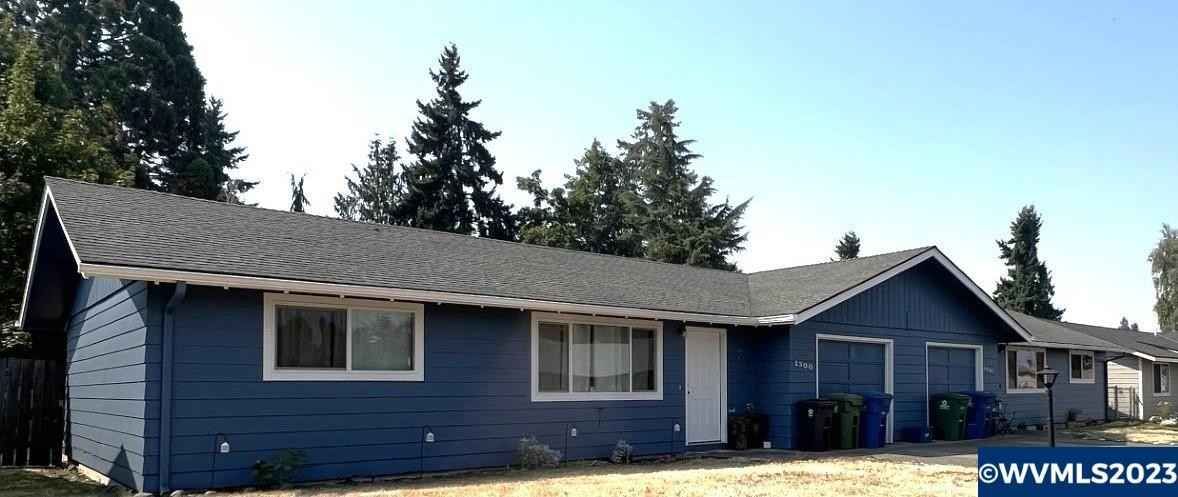 1300 Wyatt (-1310) Av SE  