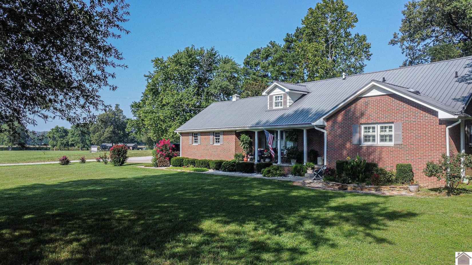 12825 Blandville Rd  