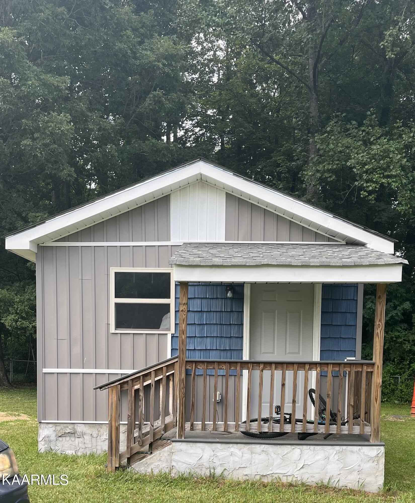 315 Peach Tree Cir  
