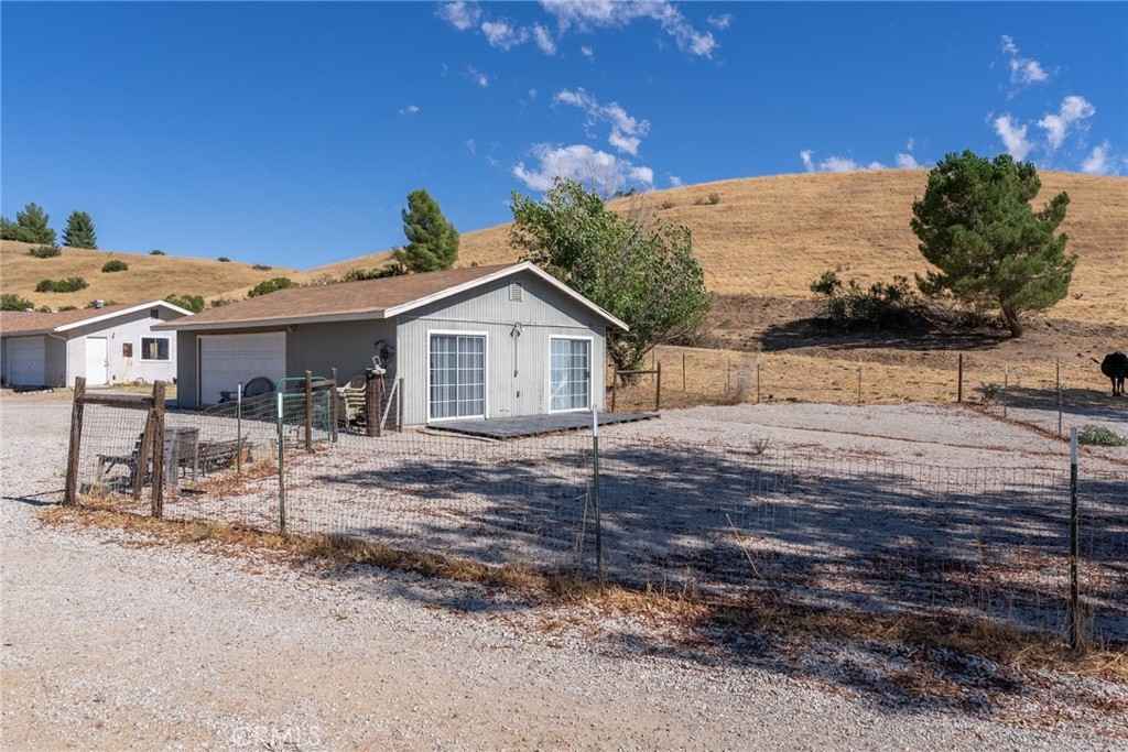 6331 Hog Cyn Rd  