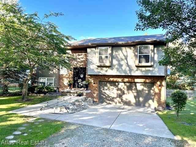 9089 S State Rd  
