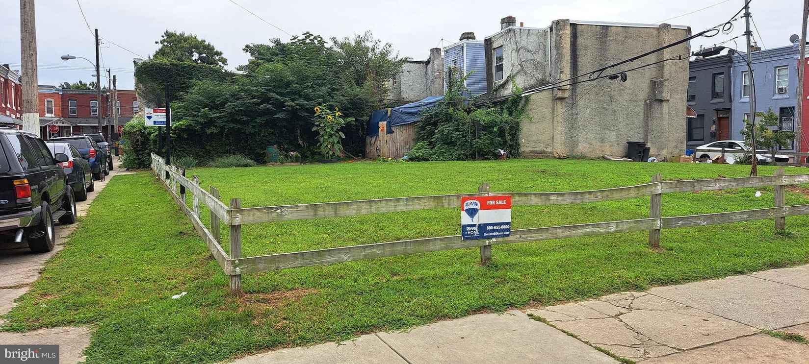 1122 1124 1126 N STATE St  