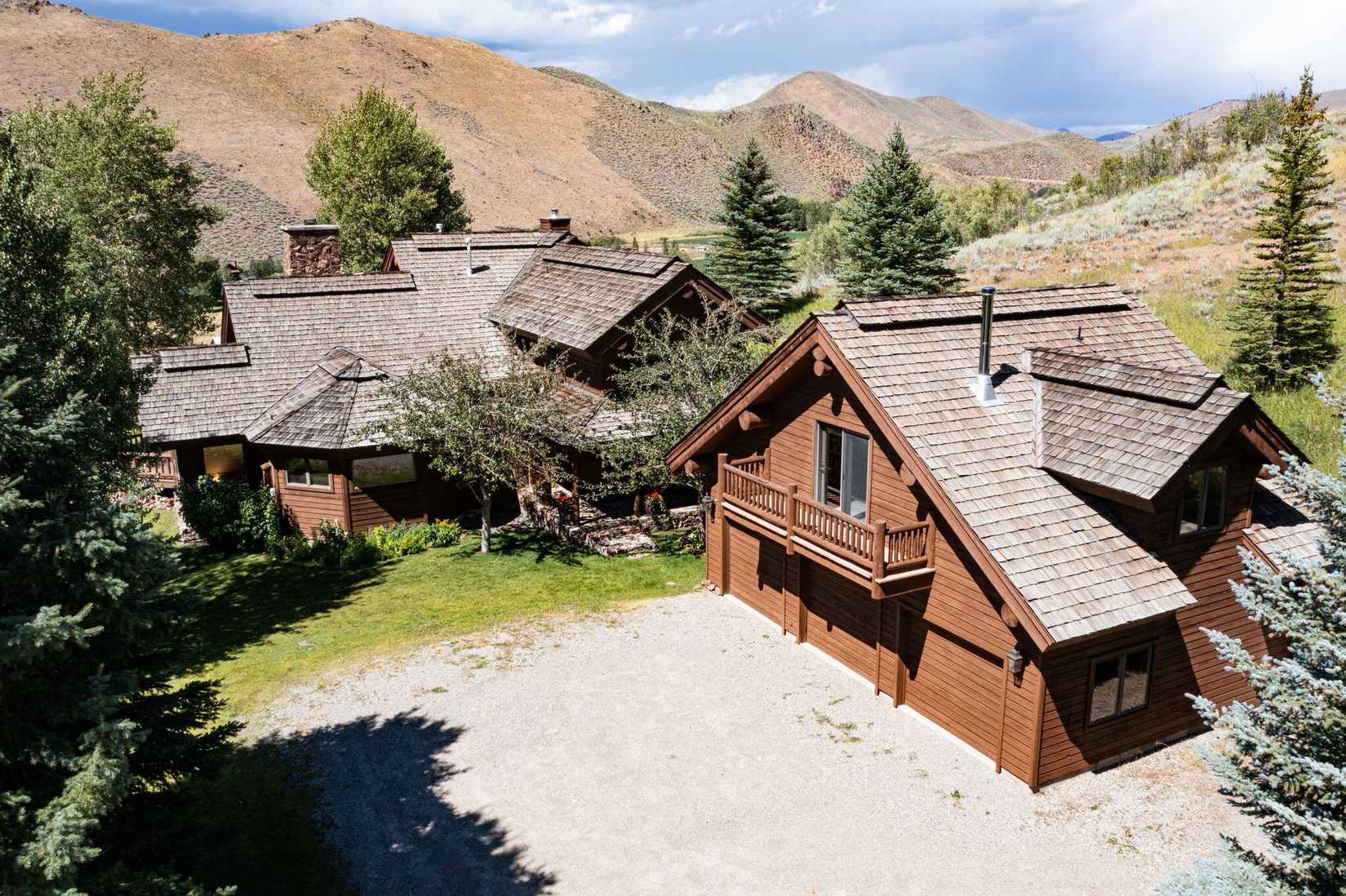 101 Shoshone Dr  