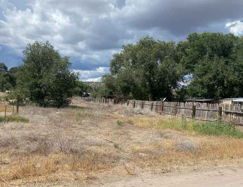 571 1/2 El Camino De Abajo Rd  
