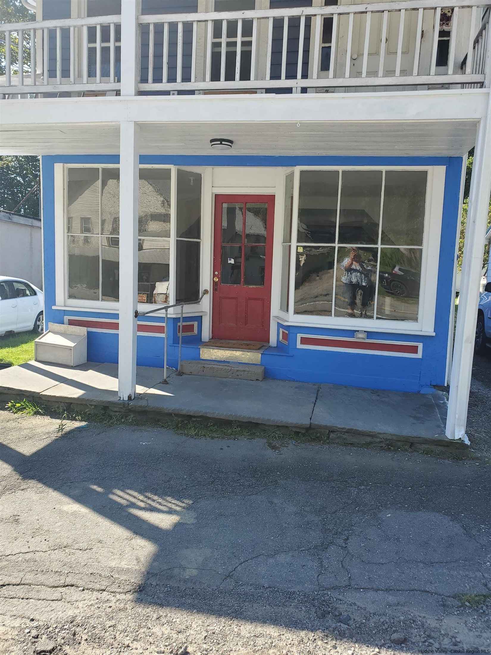171 Main St  