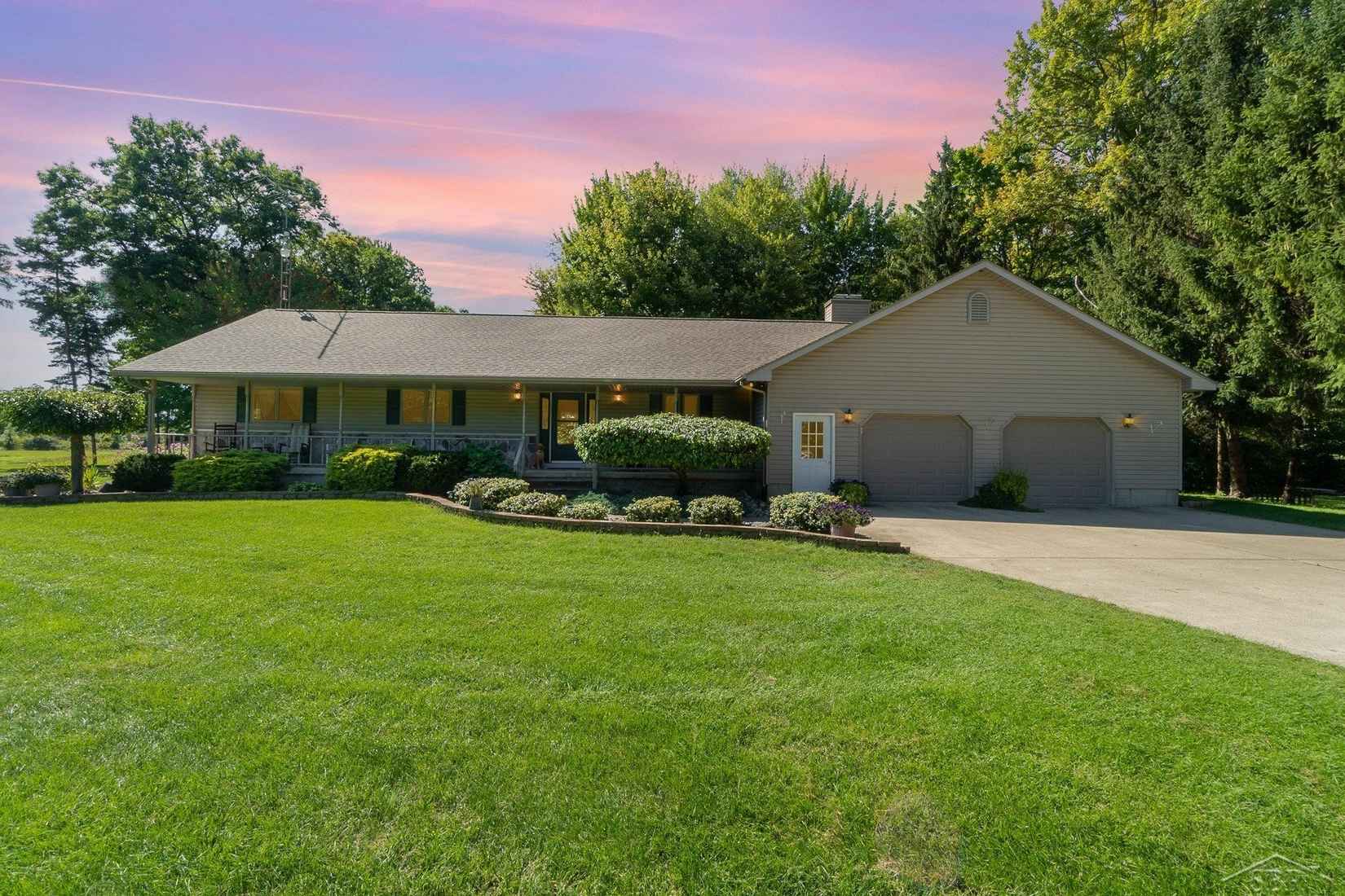 15700 Fowler  