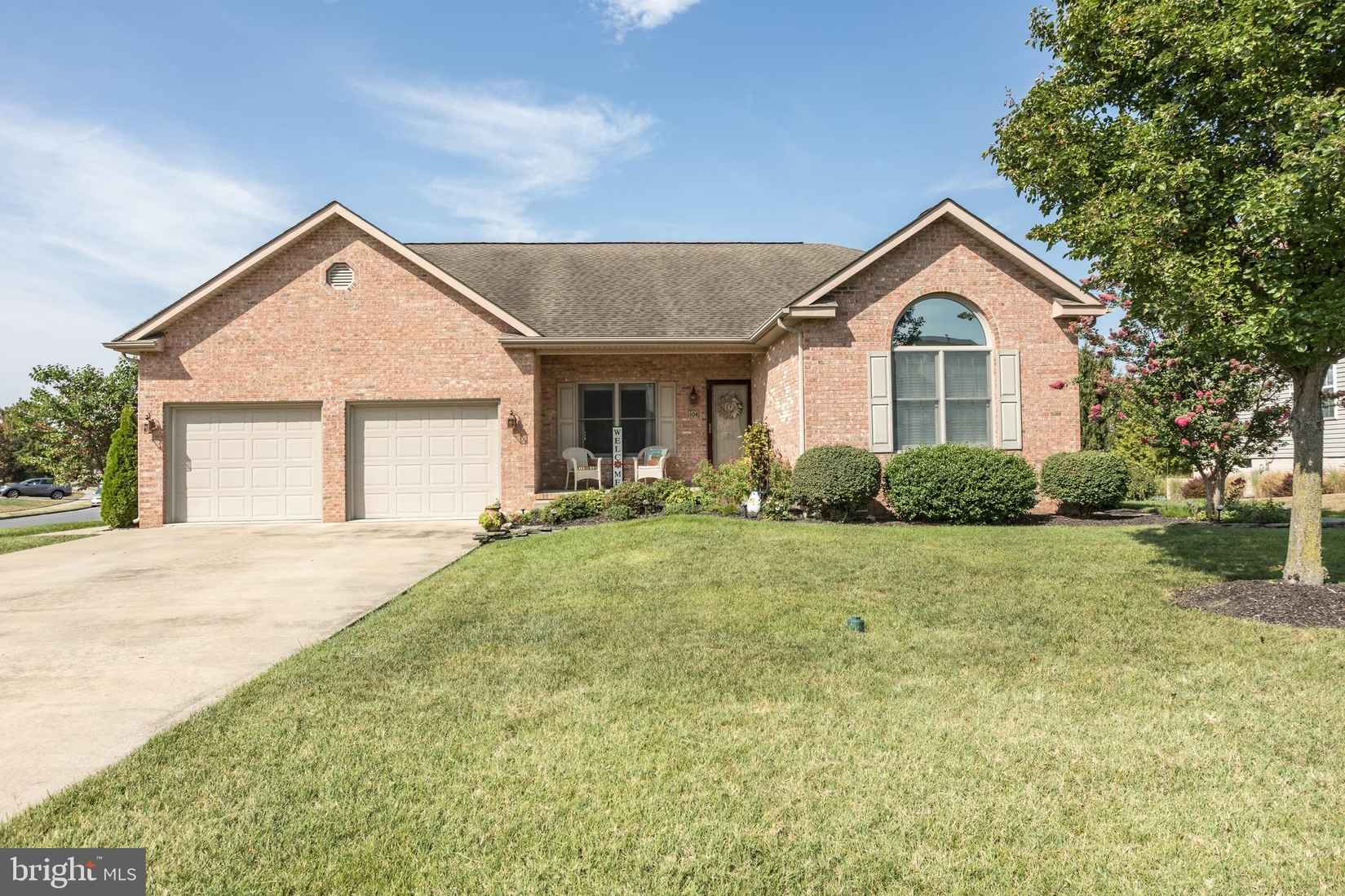 104 BANCROFT Ln  