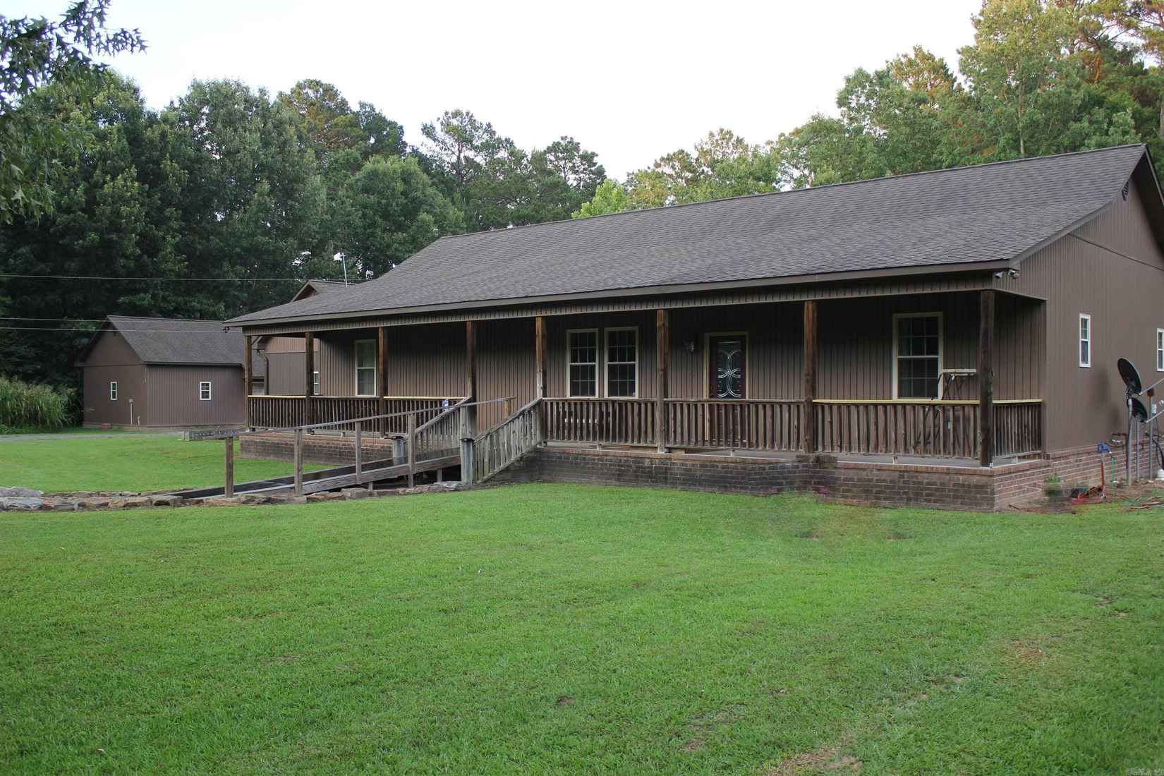 137 S Bowser Rd  