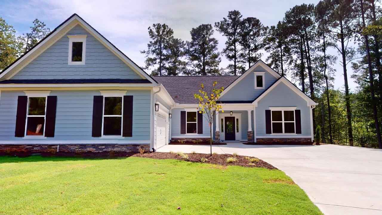 121 ESMONT Dr  