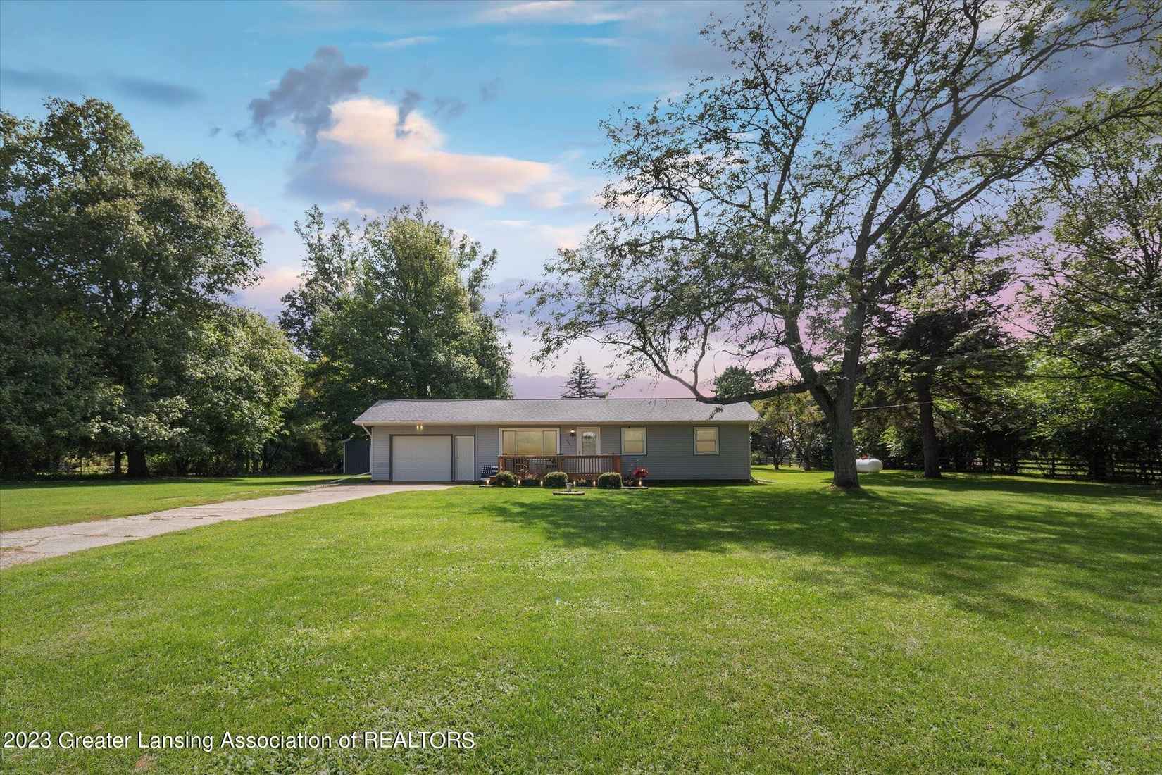 4691 Kinneville Rd  