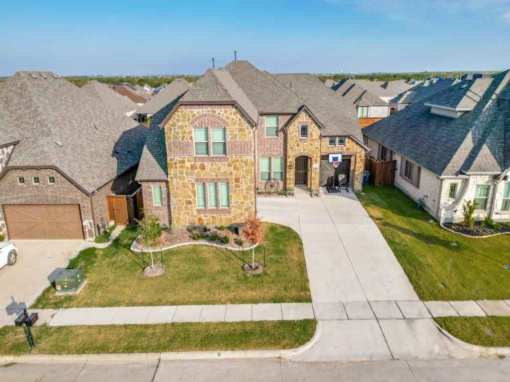 1702 Veneto Dr  