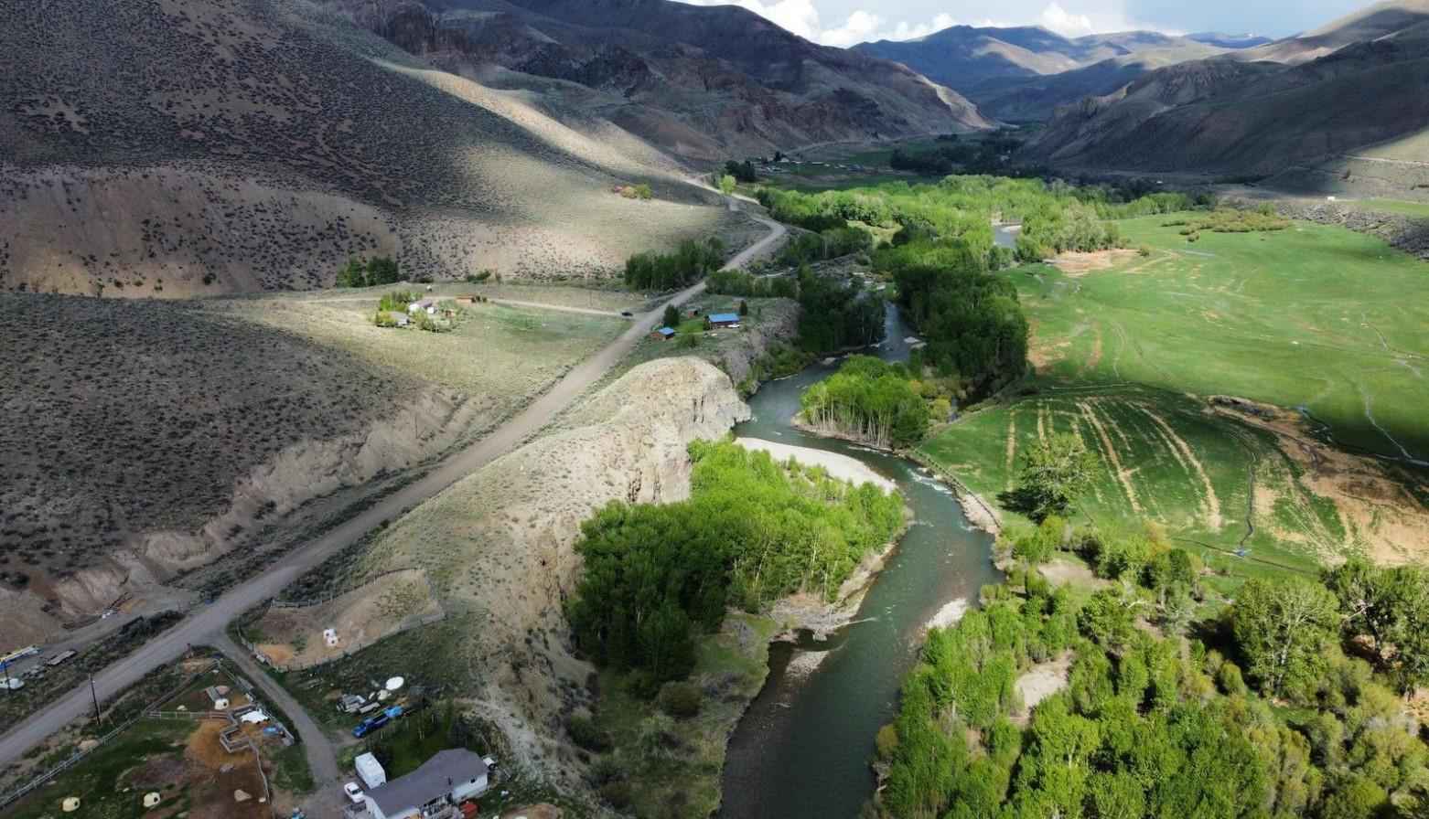 BLK 1 LOT 37 PINE Crk SUBDIVISION  