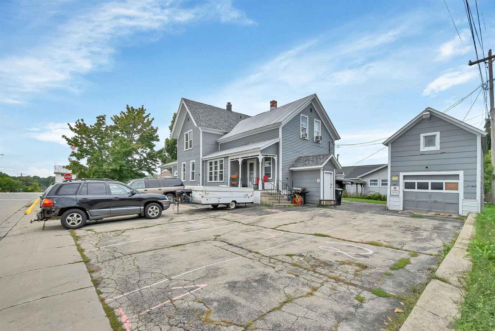 204 N Main St  