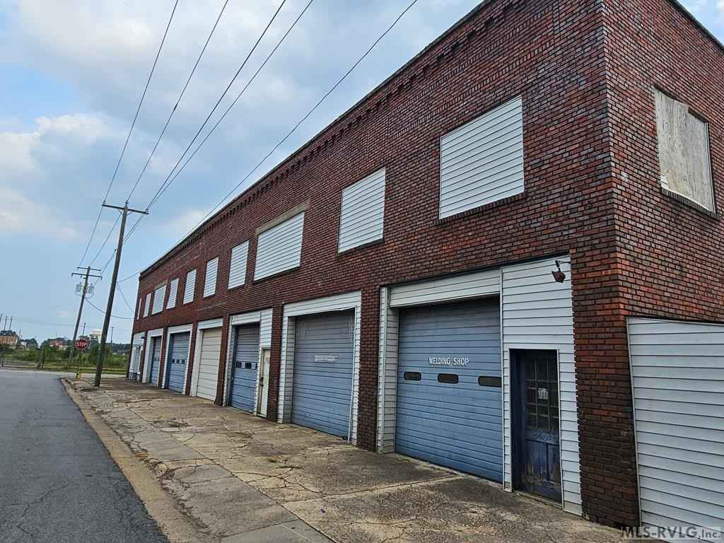 316 West 11th St  