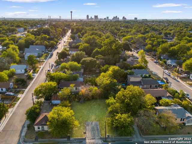 203 N WALTERS  