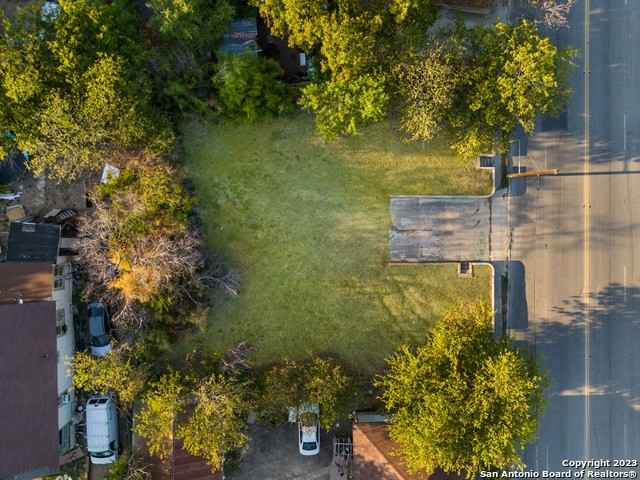 211 N WALTERS  
