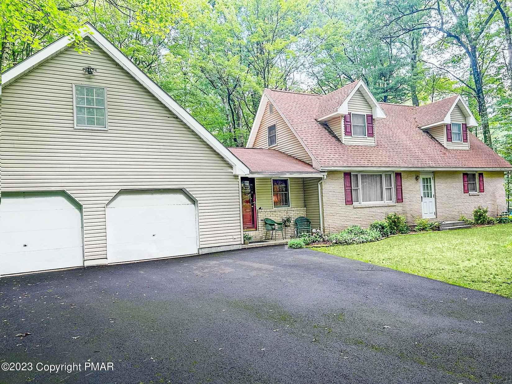 122 Rena Dr  