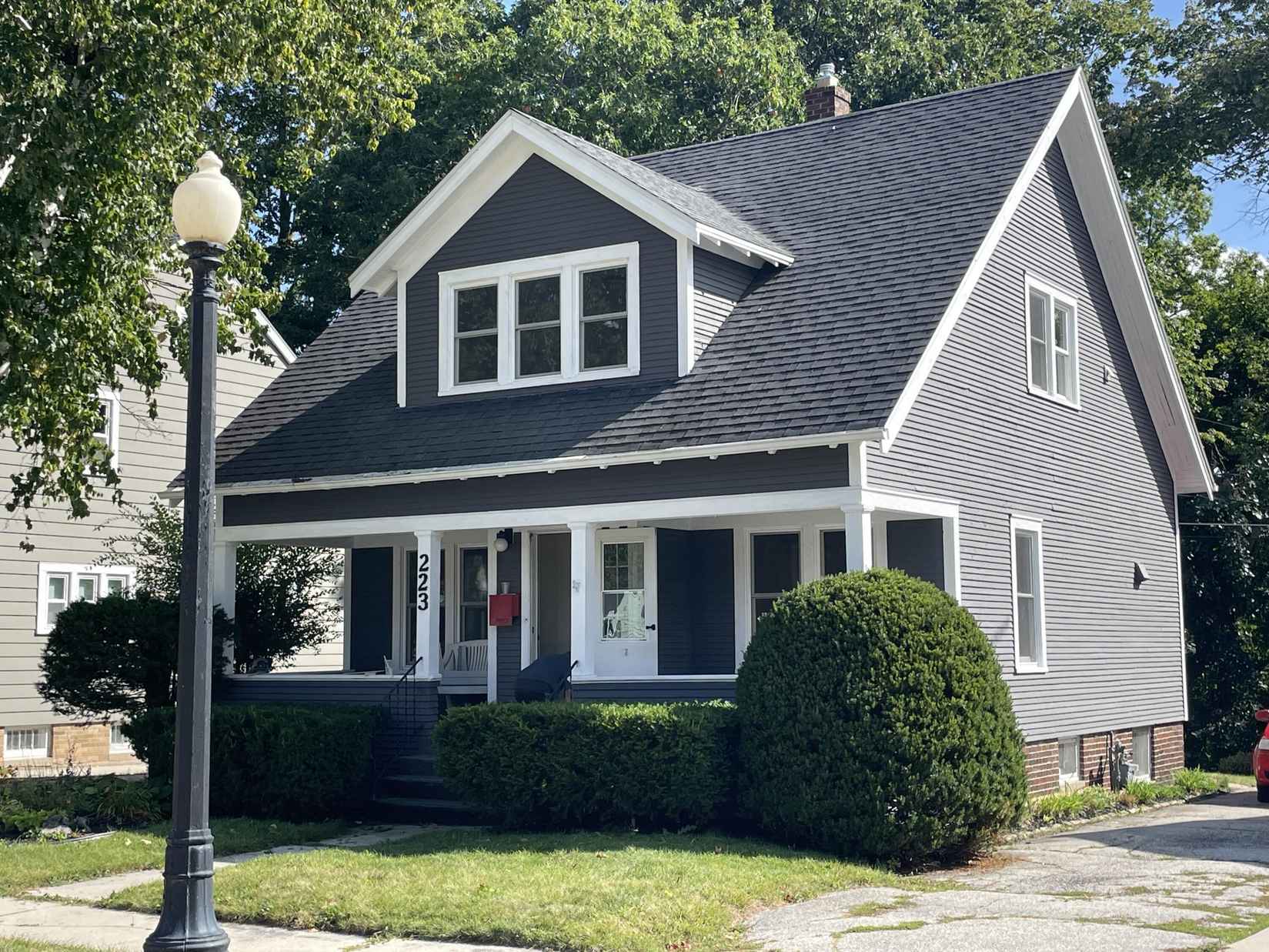 223 Hillcrest Ct  