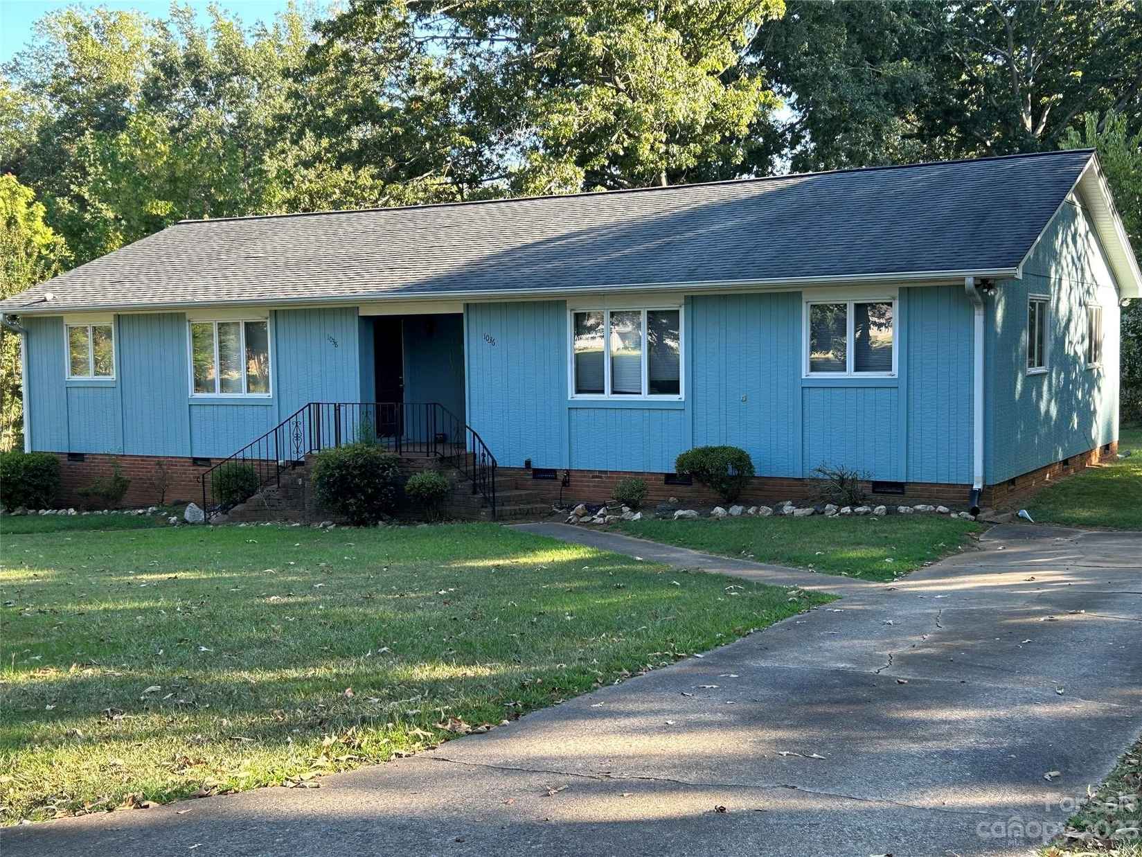 1036 Allison Dr  