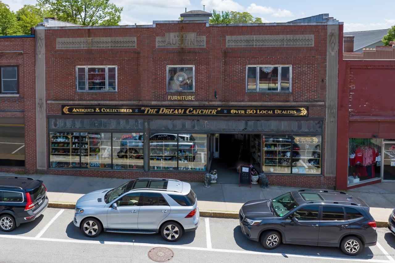 107 Main St  