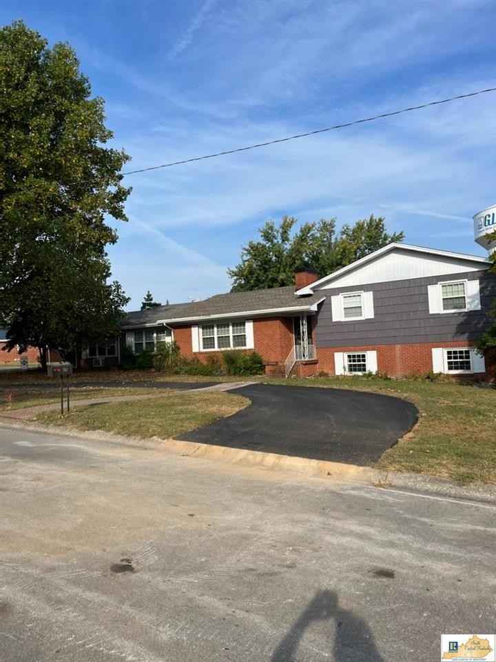 101 Castleridge Dr  