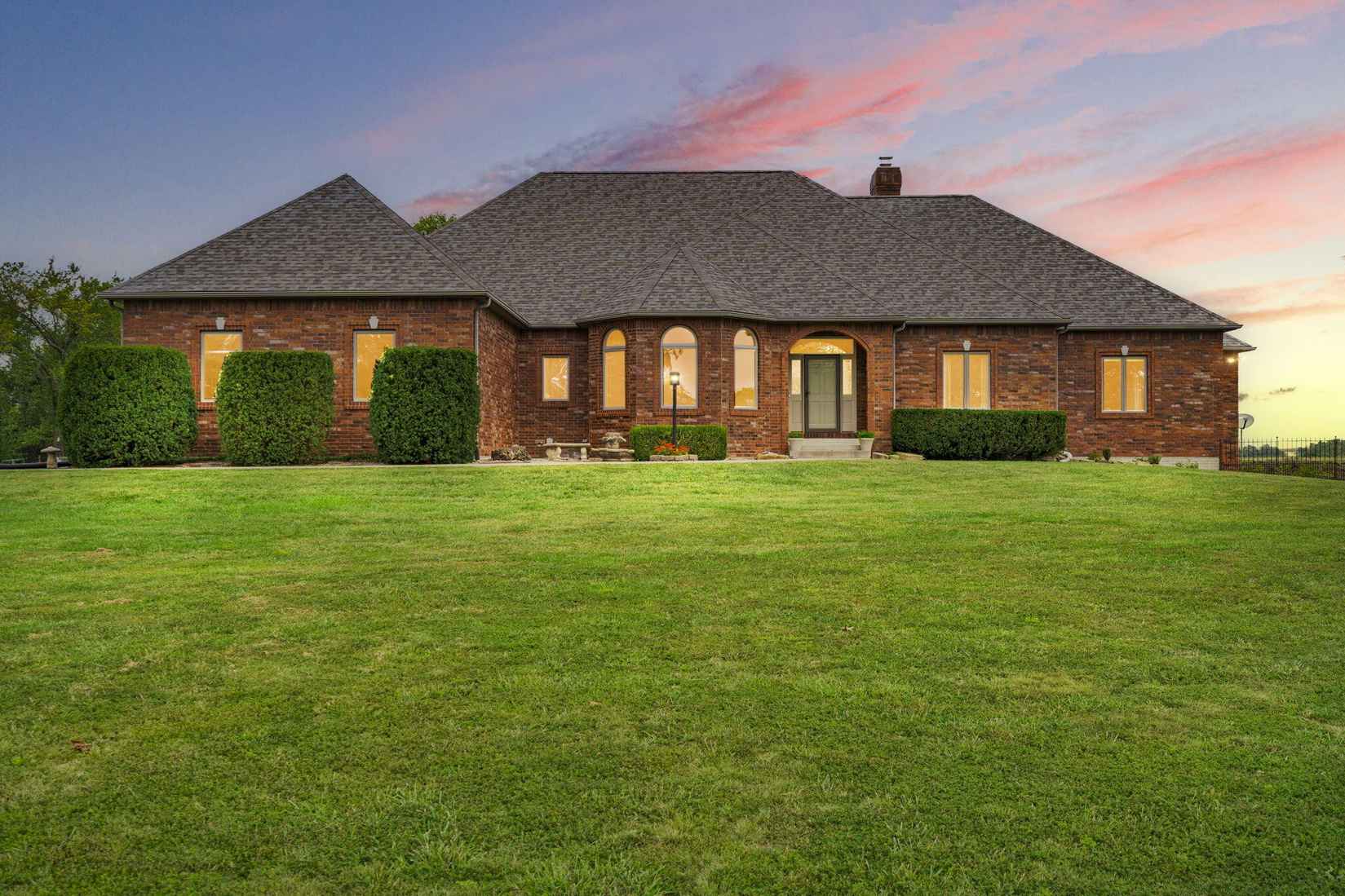 1745 East 530th Rd  