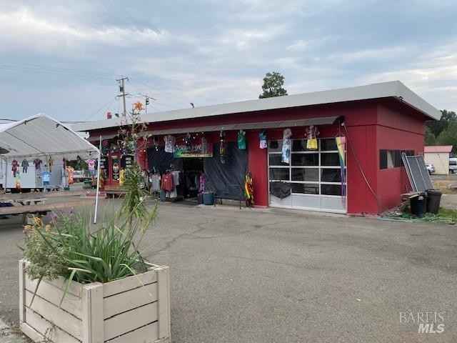 45010 N Hwy 101  