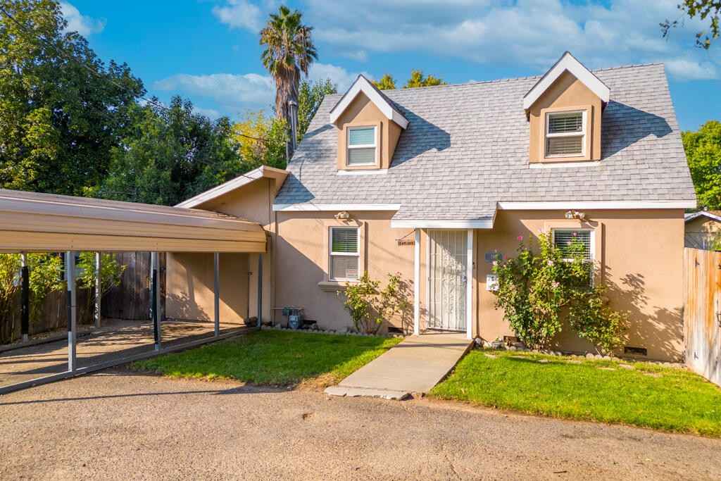 766 Lay Ave  