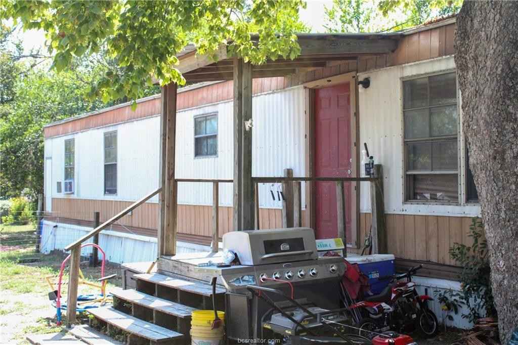 520 South Broadway St  