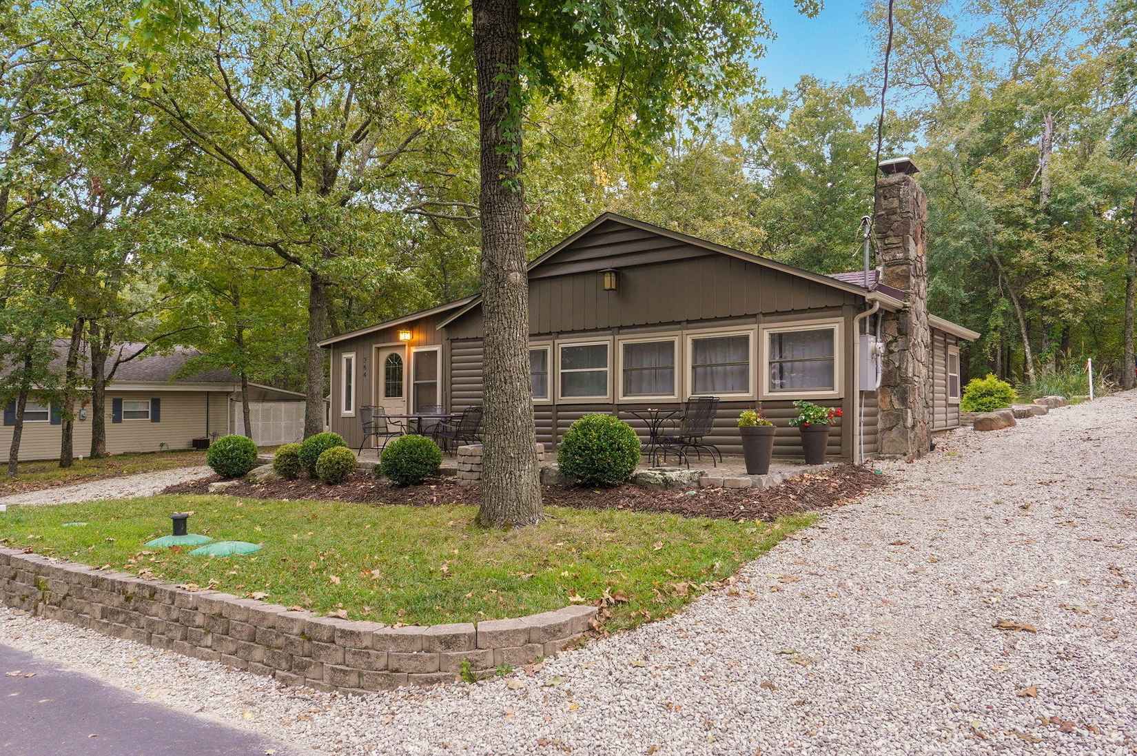 264 Laurel Ln  