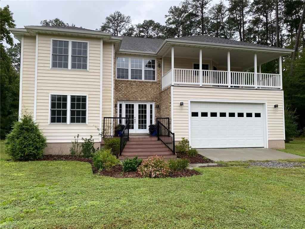 111 MOON Dr  