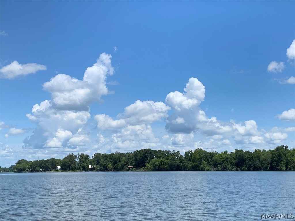 13 Riverview Lndg Dr  